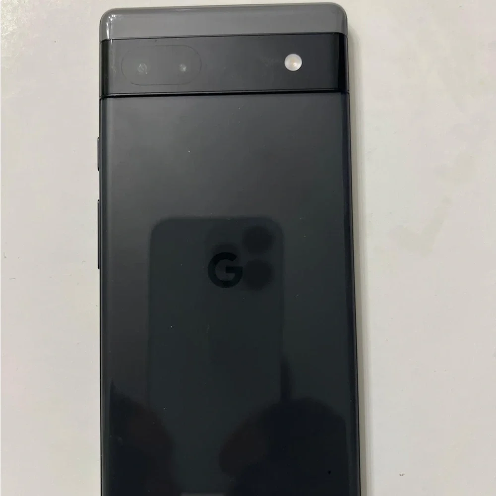 Google Smartphone in Charcoal and Slate